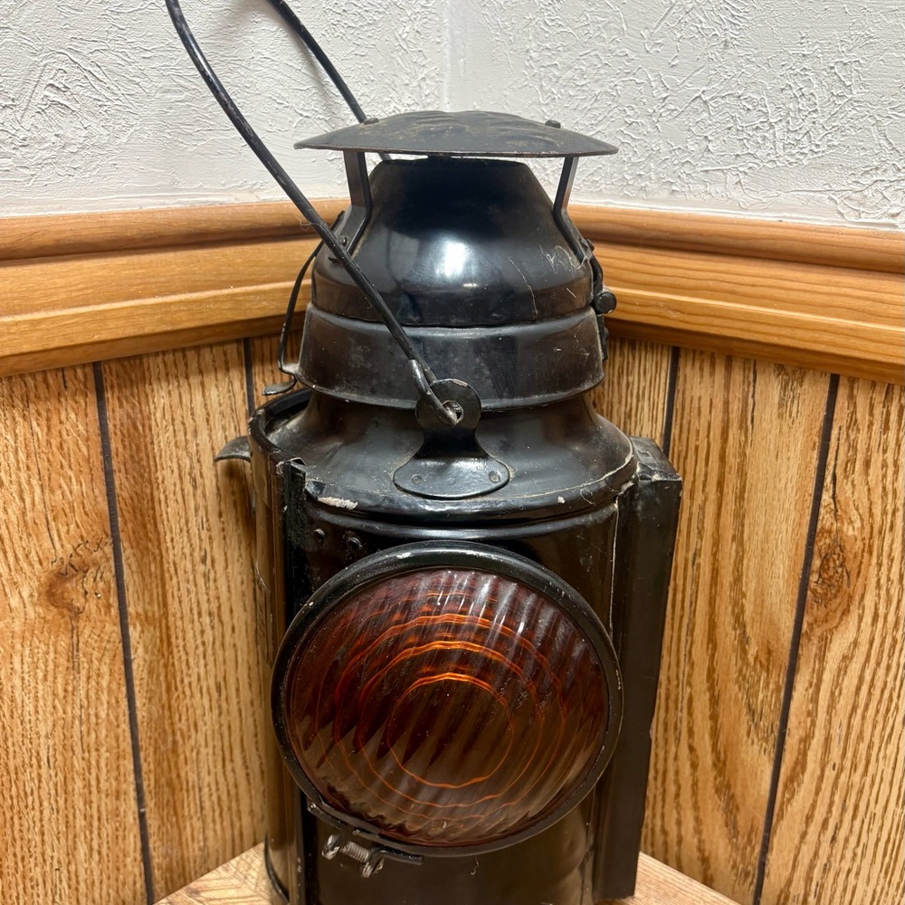 Vintage Handlan-Buck St. Louis Railroad Lantern - Union Pacific (UPRR)